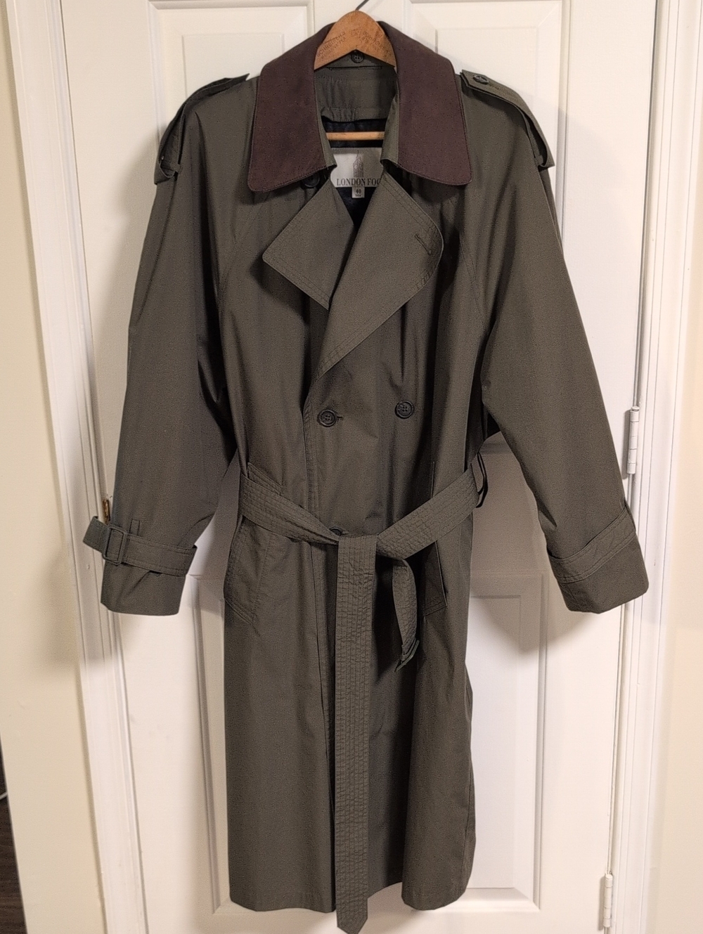 London Fog Rain Trench Coat W/ Zip-out Lining, 40S